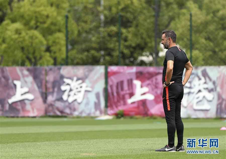 （体育）（5）足球——上海上港队举行媒体开放日活动