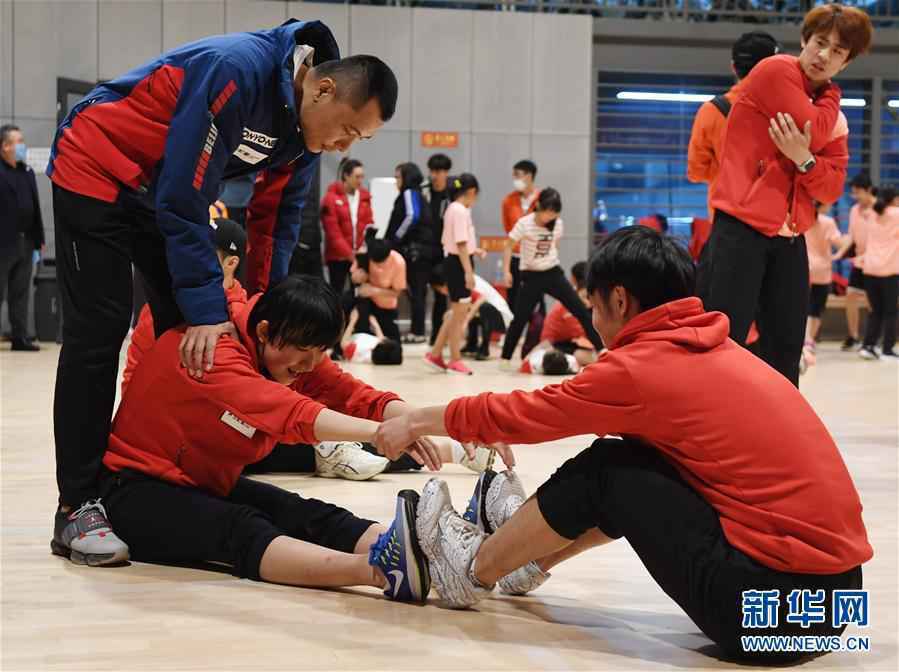 （体育）（4）北京市冰雪运动队进行体能测试