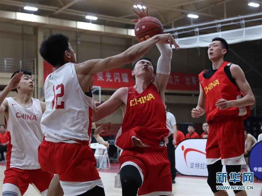（体育）（11）篮球——中国青年男篮对抗赛：U17胜U18