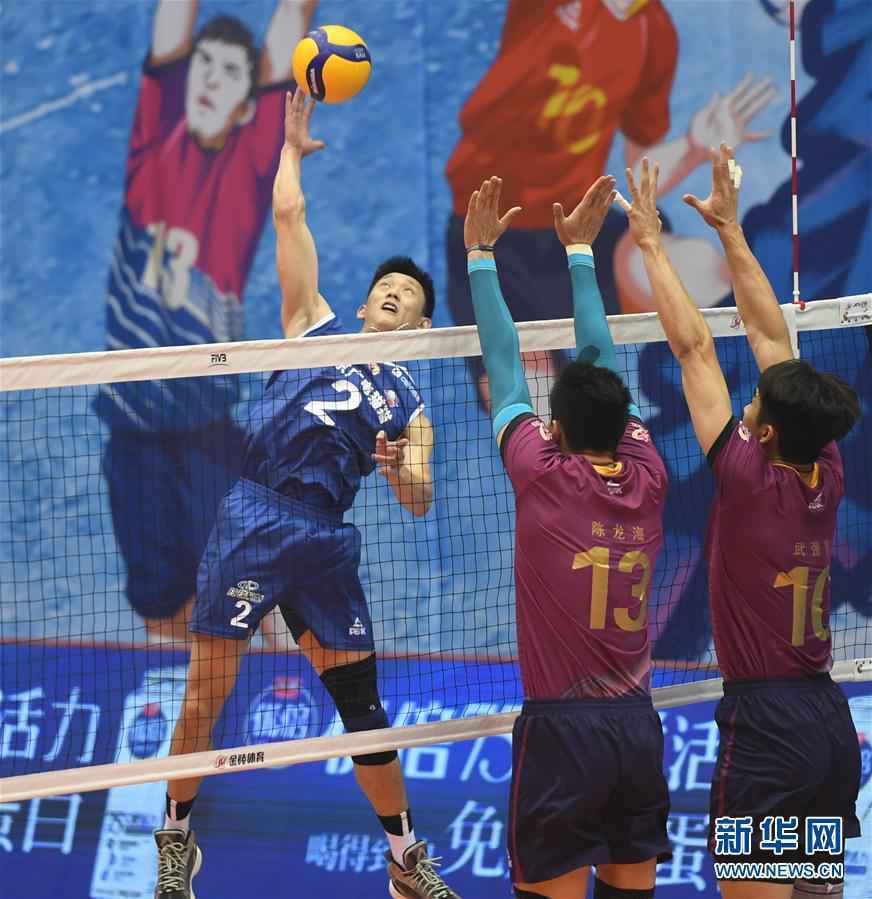 （体育）（14）排球——男排超级联赛：江苏不敌上海