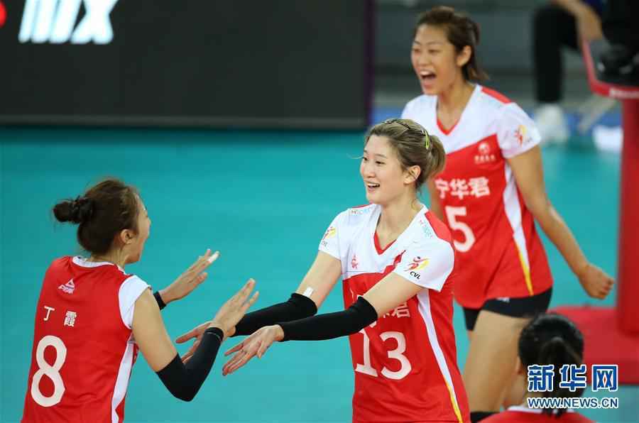 （体育）（1）排球——全国女排锦标赛：辽宁胜河南