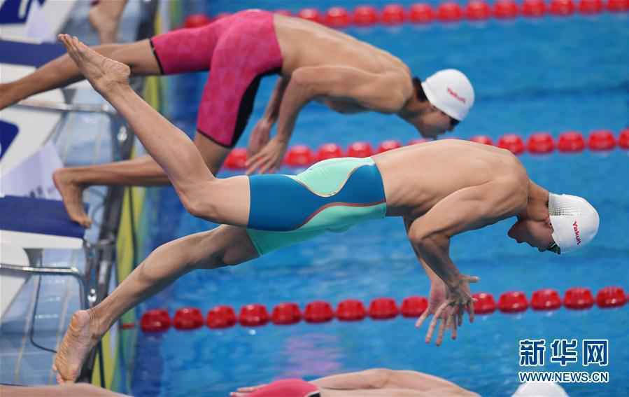 （体育）（4）游泳——全国冠军赛：余贺新获得男子100米自由泳预赛第一名