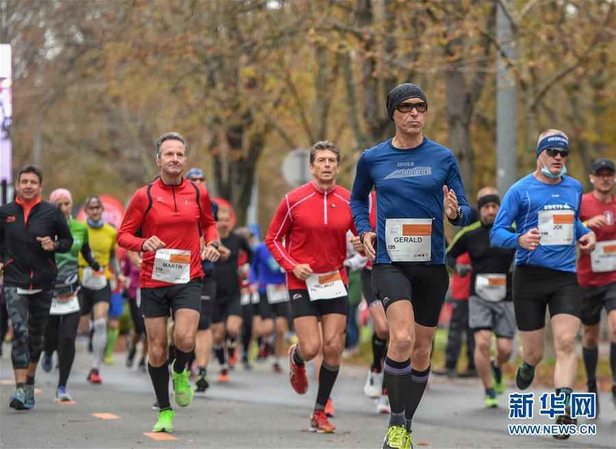 （体育）（1）维也纳举办致敬基普乔格成功挑战马拉松2小时赛一周年赛
