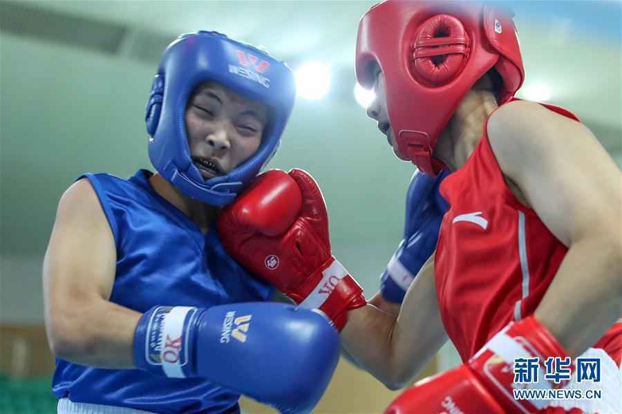 （体育）（7）拳击——全国女子锦标赛：蔡妍晋级