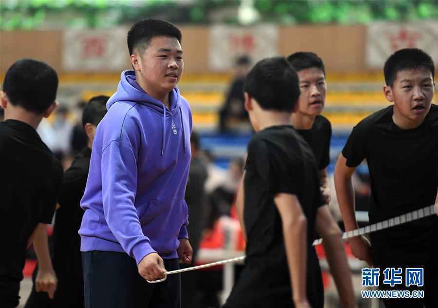 （体育）（5）北京市中小学生民族传统体育节跳绳比赛开赛