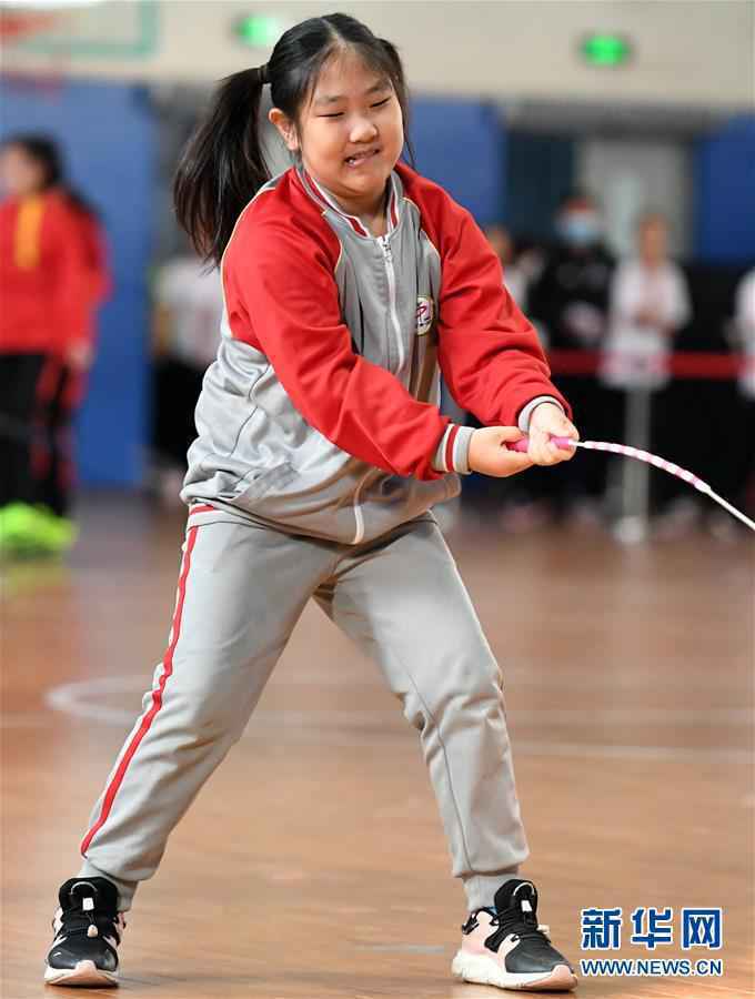 （体育）（9）北京市中小学生民族传统体育节跳绳比赛开赛