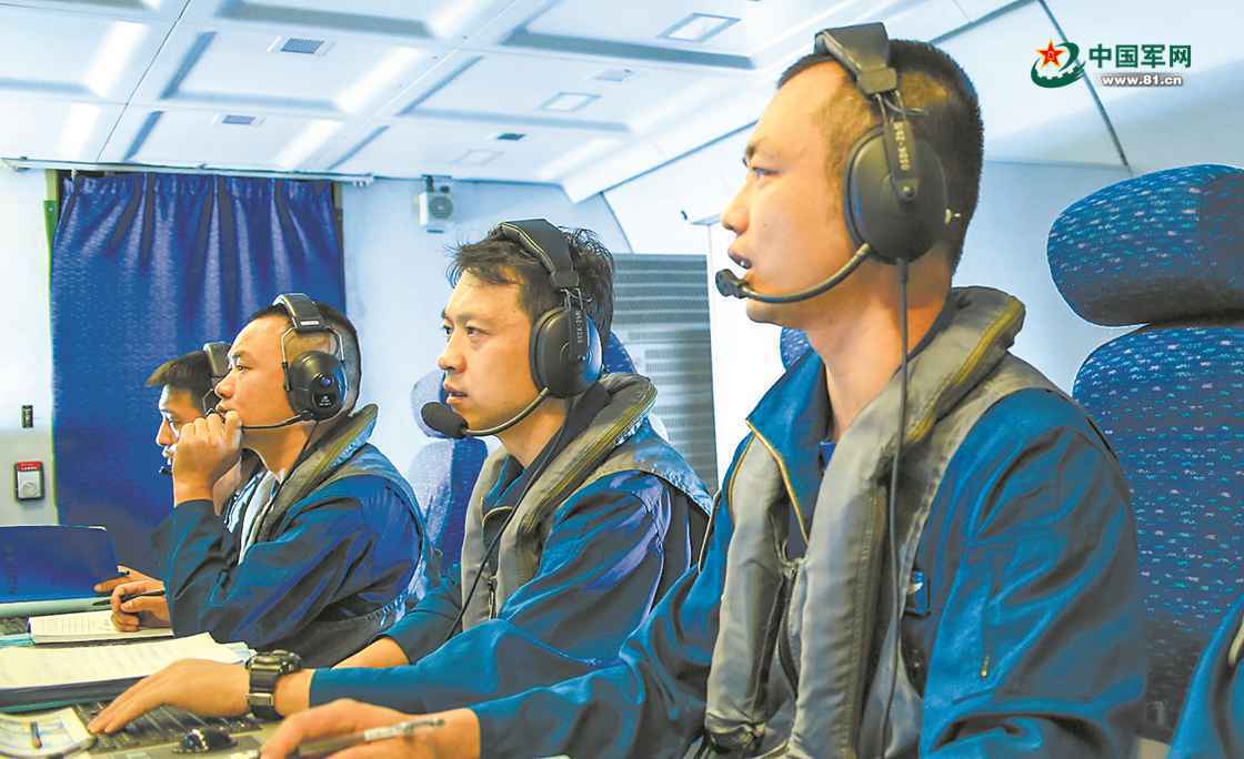 狩猎“海鲨”！南部战区海军航空兵某团开展反潜训练