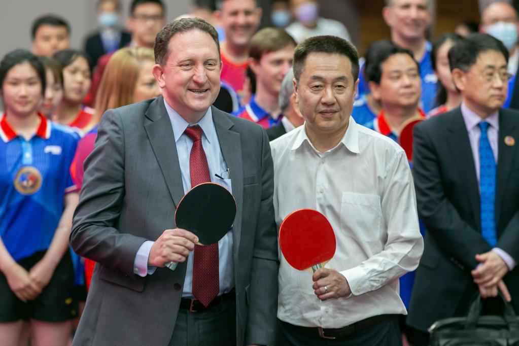 上海纪念中美乒乓外交50周年