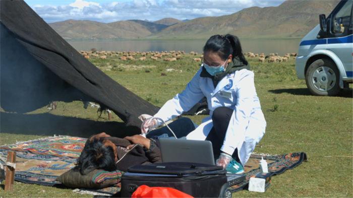纪录片《西藏医事》离天空最近的生命故事