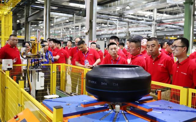 京东汽车京安途轮胎全新生产线首次开放 携手全国优秀经销商打造行业新生态
