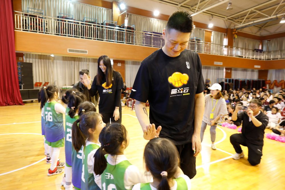  前男篮国手孙悦：做校园篮球要有使命感